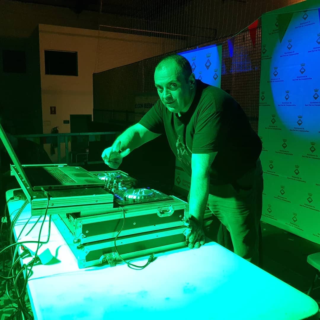 242027935_2001455383351224_6923010416743959371_n